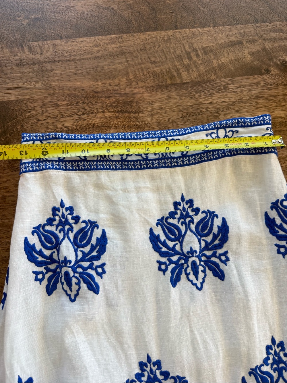 Zara Blue & White Embroidered Linen Midi Skirt - Size Small - Picture 3 of 7